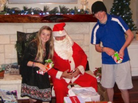 2013-12-23 21-14-01 Hildebrand Christmas.jpg